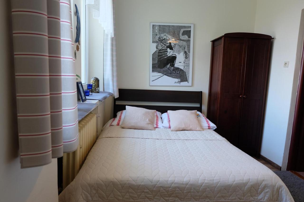 Willa Pod Aniolem - Pokoje Goscinne & Apartamenty Z Widokiem Na Gory Szczyrk Exteriör bild