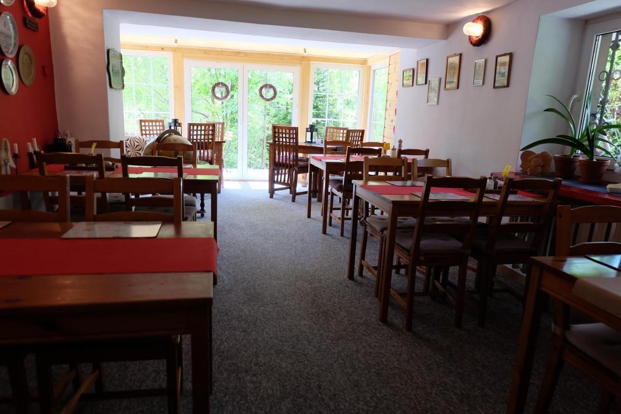 Willa Pod Aniolem - Pokoje Goscinne & Apartamenty Z Widokiem Na Gory Szczyrk Exteriör bild
