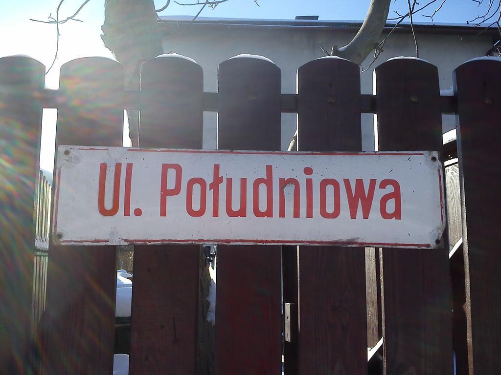 Willa Pod Aniolem - Pokoje Goscinne & Apartamenty Z Widokiem Na Gory Szczyrk Exteriör bild