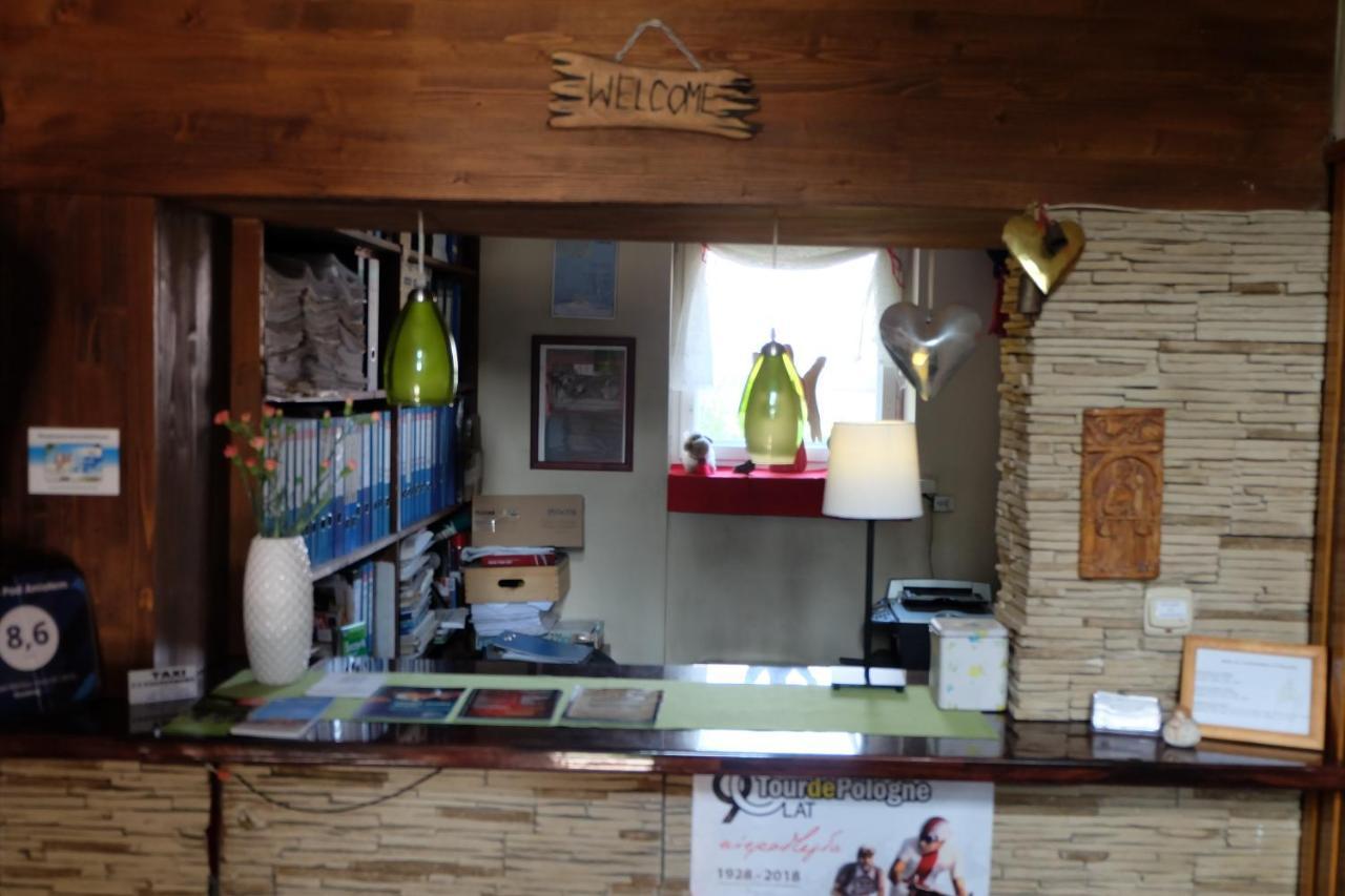 Willa Pod Aniolem - Pokoje Goscinne & Apartamenty Z Widokiem Na Gory Szczyrk Exteriör bild