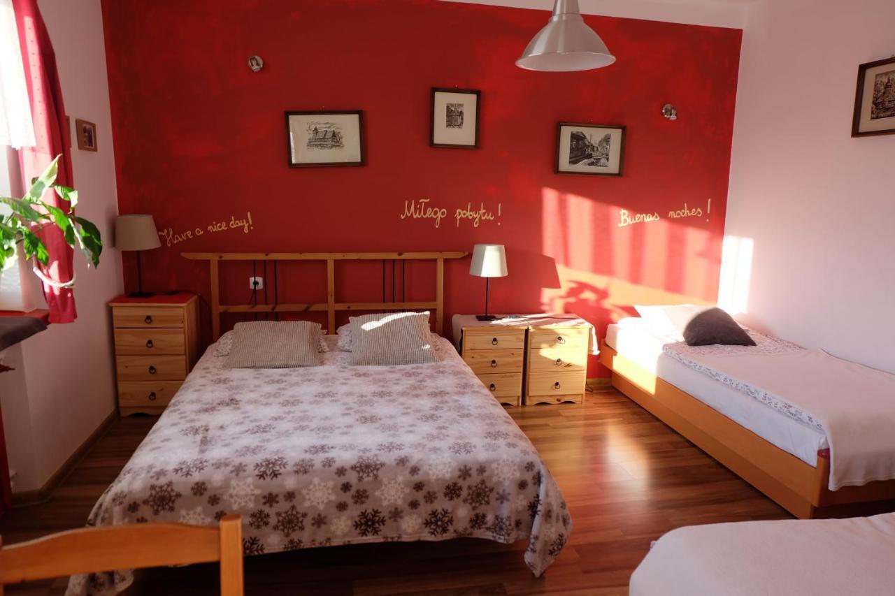 Willa Pod Aniolem - Pokoje Goscinne & Apartamenty Z Widokiem Na Gory Szczyrk Exteriör bild