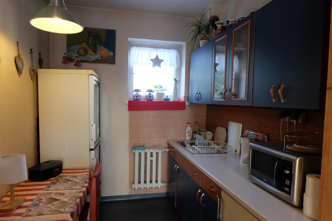 Willa Pod Aniolem - Pokoje Goscinne & Apartamenty Z Widokiem Na Gory Szczyrk Exteriör bild