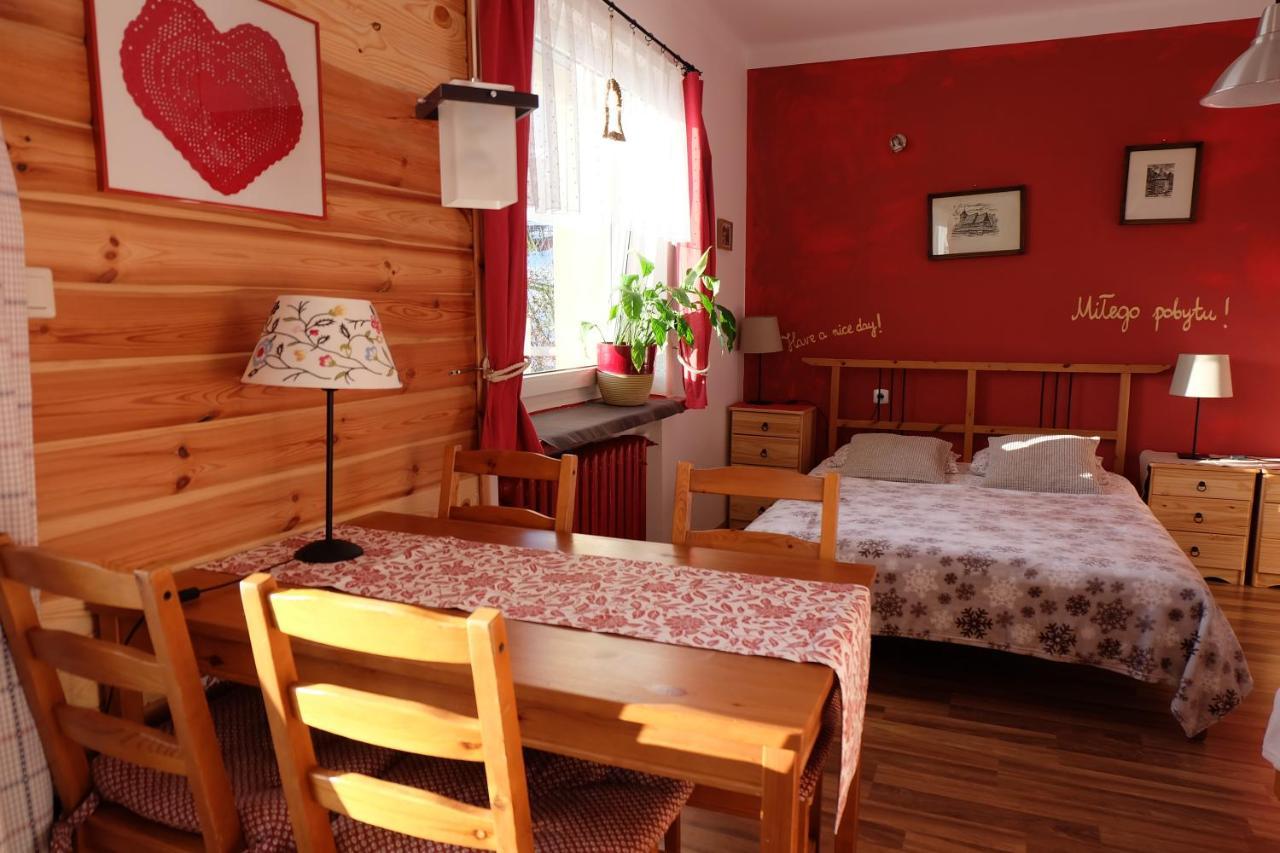 Willa Pod Aniolem - Pokoje Goscinne & Apartamenty Z Widokiem Na Gory Szczyrk Exteriör bild