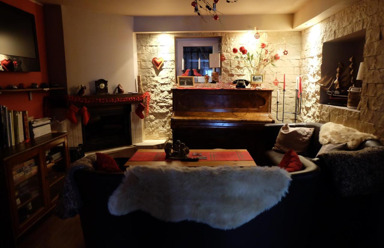 Willa Pod Aniolem - Pokoje Goscinne & Apartamenty Z Widokiem Na Gory Szczyrk Exteriör bild